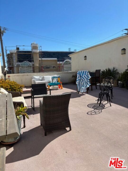 Drew Fenton | 11848 Kiowa Avenue Los Angeles CA | MLS: 7453940 Drew Fenton | 11848 Kiowa Avenue Los Angeles CA | MLS: 7453940