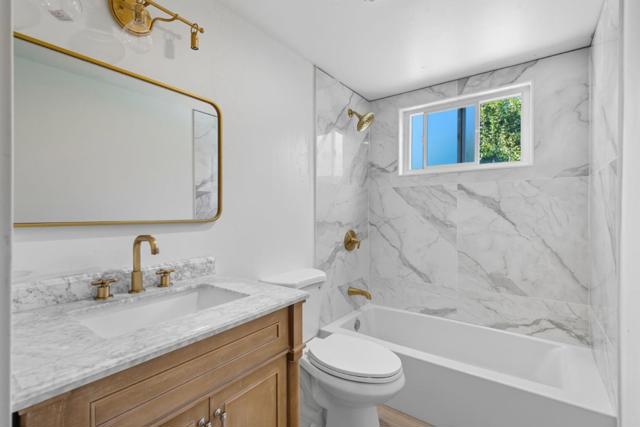 1640 Amhurst Way, Concord CA: https://media.crmls.org/mediaz/8f63cd51-17f8-4024-8899-567305577633.jpg