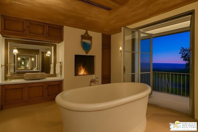 Details for 252 Ridge Road, Palm Springs, CA 92264