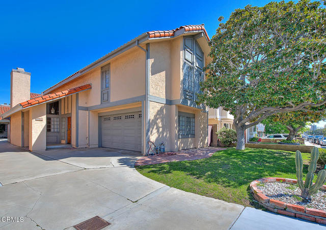 2225 Nelson Front
