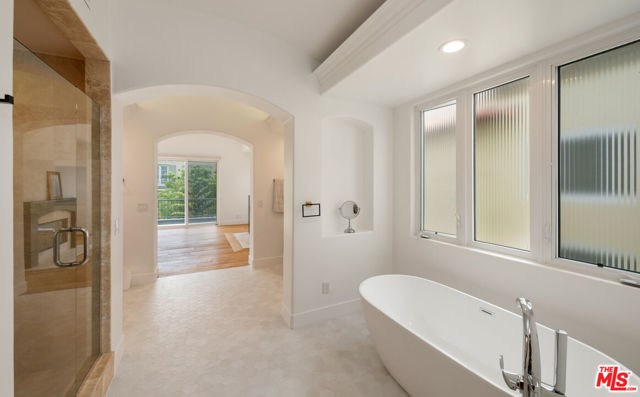 139 Westwind Mall, Marina del Rey CA: https://media.crmls.org/mediaz/8f67ec5e-9375-45d1-bb42-8fd780d7a462.jpg
