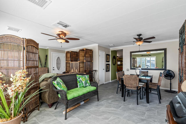 39231 Hidden Water Place, Palm Desert CA: https://media.crmls.org/mediaz/8f68ac8e-148e-4391-8c2a-9bed03182e11.jpg