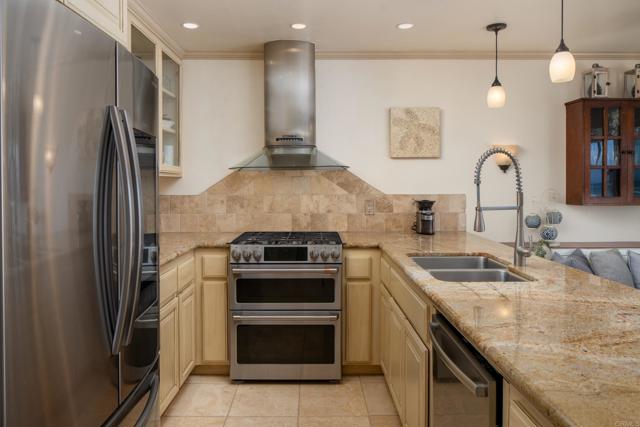 Detail Gallery Image 18 of 73 For 600 N the Strand #44,  Oceanside,  CA 92054 - 2 Beds | 2 Baths