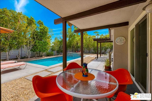 2664 N Aurora Drive, Palm Springs, CA 92262
