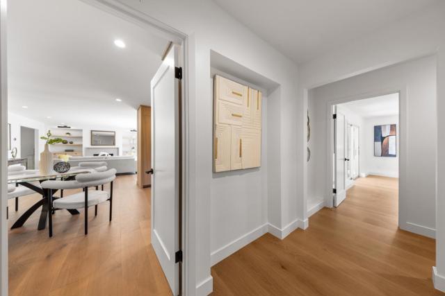 1575 Kingswood Drive, Hillsborough CA: https://media.crmls.org/mediaz/8f6aa019-202f-4d63-87a9-ab958e4005e4.jpg