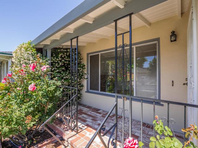 739 Quartz Street, Redwood City CA: https://media.crmls.org/mediaz/8f6ae412-c06a-4890-8c16-0f724c960be0.jpg