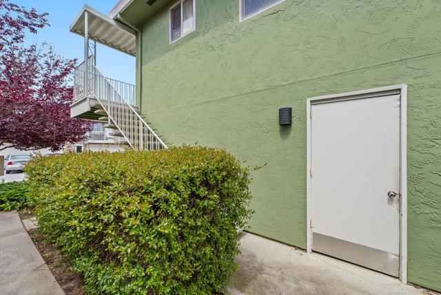 1455 45th Avenue, Capitola CA: https://media.crmls.org/mediaz/8f6b5f73-c9e2-40b2-9ca1-994d151ef827.jpg