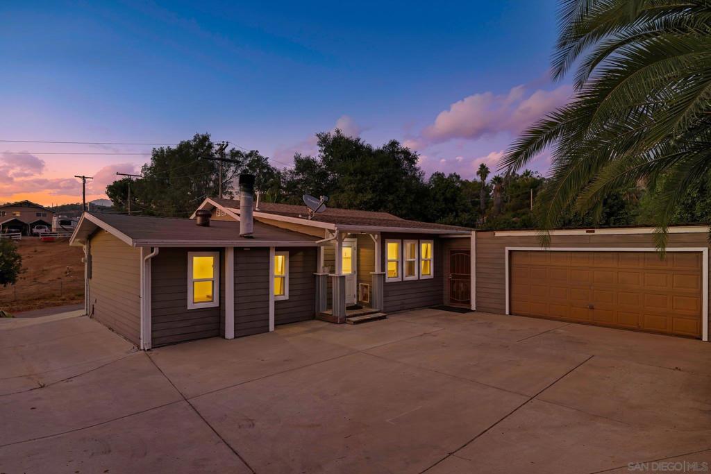 15415 Saint Lucy Ln