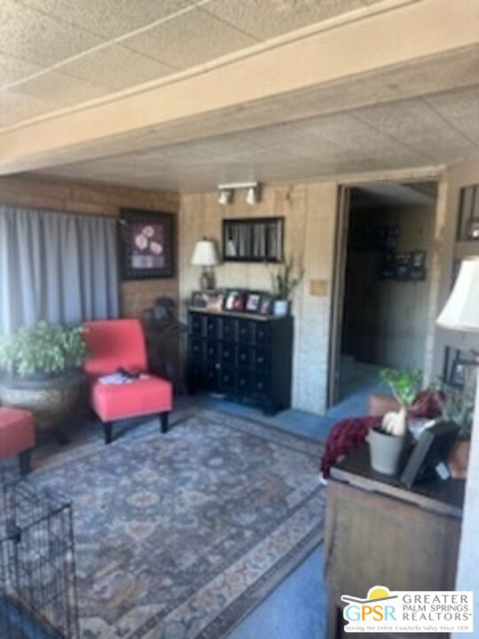 31750 Selmadolph Street, Lucerne Valley CA: https://media.crmls.org/mediaz/8f6e4b1c-0205-4e7b-ac40-4f3b507b301d.jpg