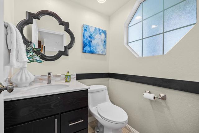 395 Sandstone Drive, Fremont CA: https://media.crmls.org/mediaz/8f6f0df2-cf34-4e76-82ab-42736ea4175d.jpg