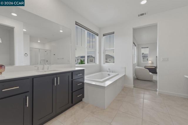 Image 38 of 55 For 5409 Spring Mountain Ln