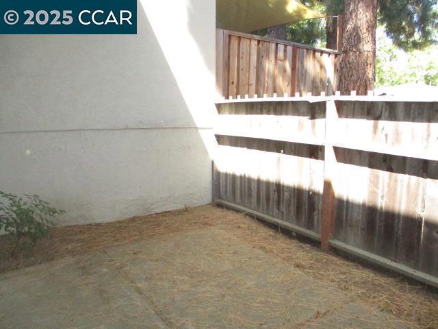 1894 Cannon Dr, Walnut Creek CA: https://media.crmls.org/mediaz/8f716bc5-6a93-4eb4-a0ab-f94ffda05f90.jpg