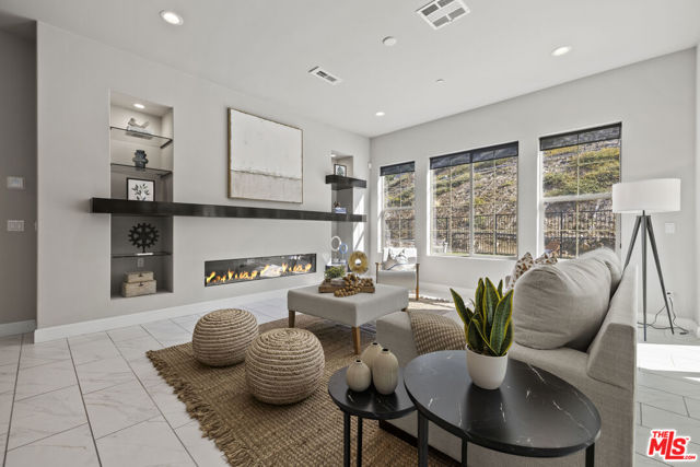 24220 Sterling Ranch Road, West Hills CA: https://media.crmls.org/mediaz/8f72fa82-33db-47a9-a03b-3ef97b807d6a.jpg