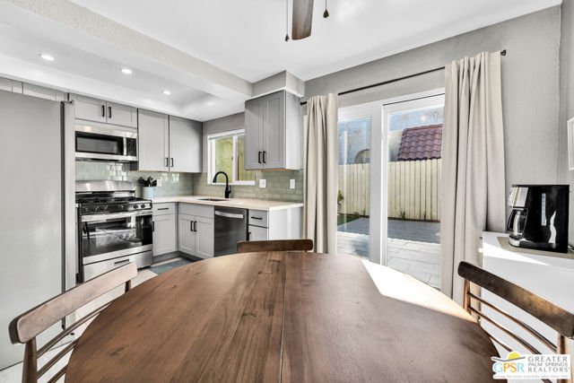 337 W Mariscal Road, Palm Springs, CA 92262