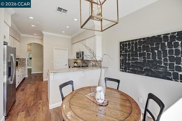 Image 19 of 55 For 2886 Saklan Indian Dr