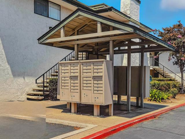 450 W W Vermont Ave, Escondido CA: https://media.crmls.org/mediaz/8f743b6b-b209-4c1f-b72d-73c56bafa624.jpg