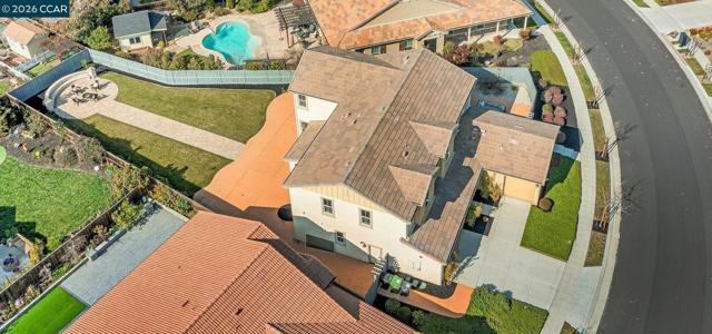 1553 S Perkins Place, Mountain House CA: https://media.crmls.org/mediaz/8f7455ad-64e3-42ef-90e2-81ac23b886e3.jpg