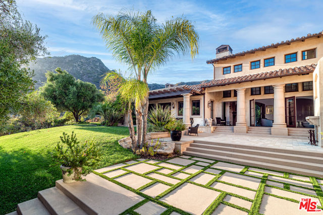 31823 Lobo Canyon Road, Agoura Hills CA: https://media.crmls.org/mediaz/8f746cc8-f783-4c38-9bf7-aa343f4fffb2.jpg