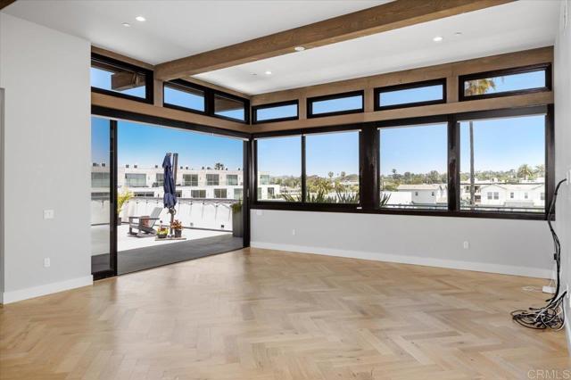 2677 State Street, Carlsbad CA: https://media.crmls.org/mediaz/8f76a2e0-726d-4140-a25e-b7b84d4a06c0.jpg