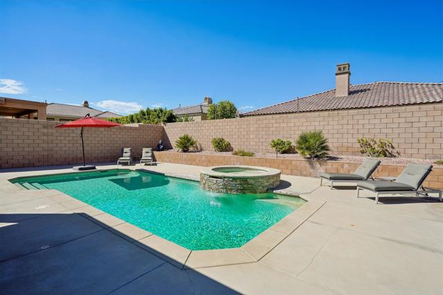 73824 Da Vinci Court, Palm Desert, CA 92211