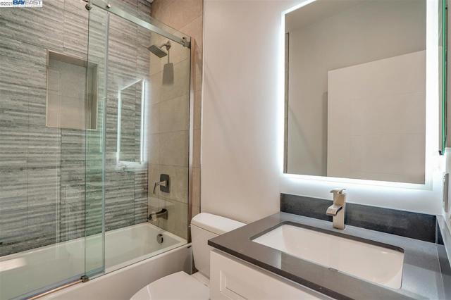 37000 Poplar Avenue, Newark CA: https://media.crmls.org/mediaz/8f77ef6d-9c61-4d41-ae34-dd6dfb2c0132.jpg