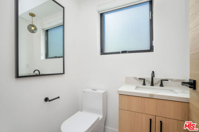 111 N Orlando Avenue, Los Angeles CA: https://media.crmls.org/mediaz/8f77f5a5-844e-419e-92c4-dd596e4f6034.jpg