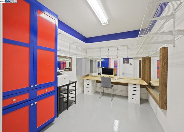 8191 Highland Rd, Livermore CA: https://media.crmls.org/mediaz/8f79942c-2409-4ddd-bf73-e241410cb963.jpg