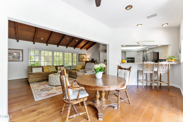 Detail Gallery Image 17 of 52 For 2210 Brambling Ln, Pasadena,  CA 91107 - 3 Beds | 3 Baths