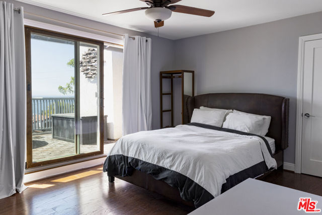 1230 Silvius Avenue, San Pedro CA: https://media.crmls.org/mediaz/8f7aff4b-e629-4983-9038-4e4b8ce6823f.jpg