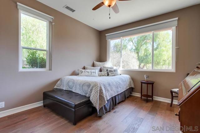 Image 24 of 44 For 16270 Pauma Valley Dr