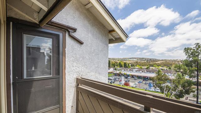 Detail Gallery Image 10 of 31 For 1677 Melrose Ave #H,  Chula Vista,  CA 91911 - 2 Beds | 2 Baths