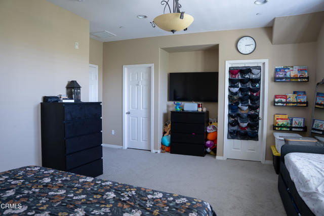 Detail Gallery Image 14 of 18 For 3123 N Oxnard Bld, Oxnard,  CA 93036 - 4 Beds | 3 Baths