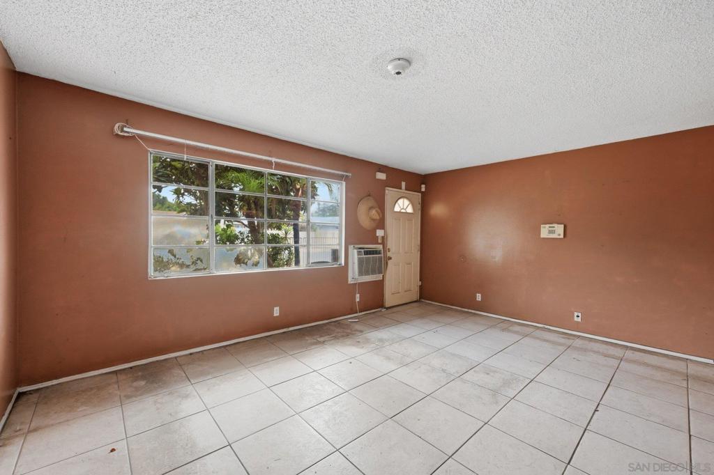 1271 Jefferson Ave - photo 5