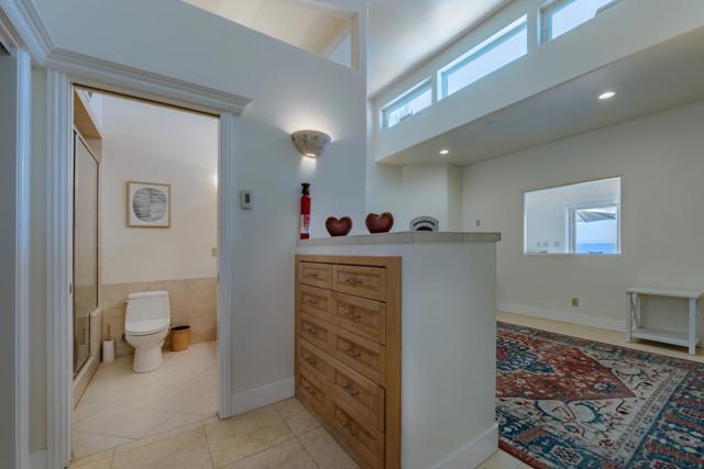 745 Las Olas Drive, Aptos CA: https://media.crmls.org/mediaz/8f801ca6-c832-498f-be77-c4989a8ccbf9.jpg