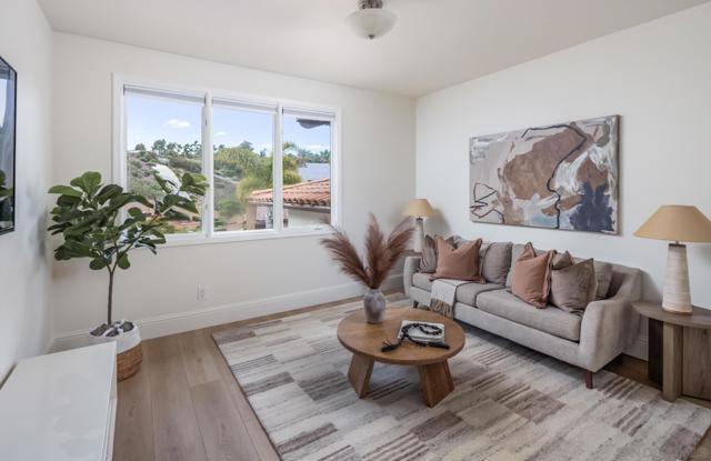2815 Santa Fe Vista Ct, Encinitas CA: https://media.crmls.org/mediaz/8f8192c5-ddb5-403a-a799-ba39b4069fed.jpg