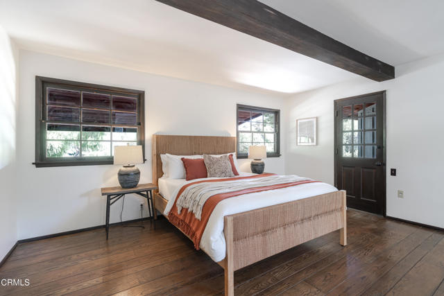 Detail Gallery Image 9 of 51 For 10400 Mcbroom St, Sunland,  CA 91040 - 3 Beds | 2/1 Baths