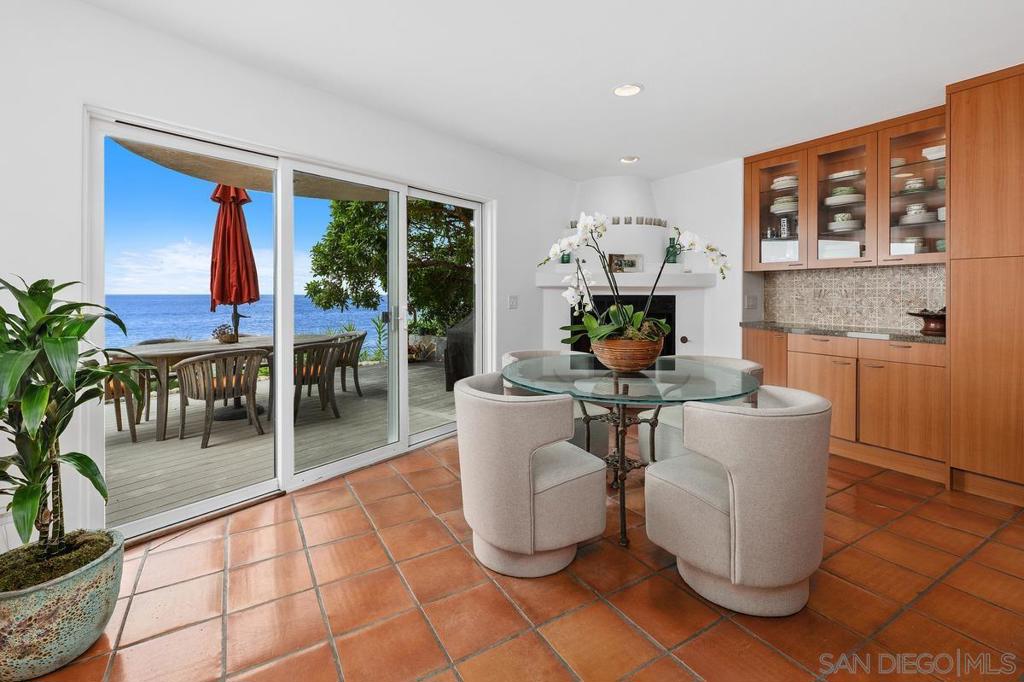 MLS #250037432SD image #16