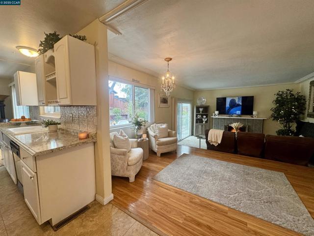 Image 10 of 46 For 2279 Saint George Dr