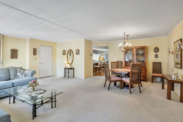 177 Quail Hallow Drive, San Jose CA: https://media.crmls.org/mediaz/8f830e06-0c43-4829-b163-7030c937a008.jpg