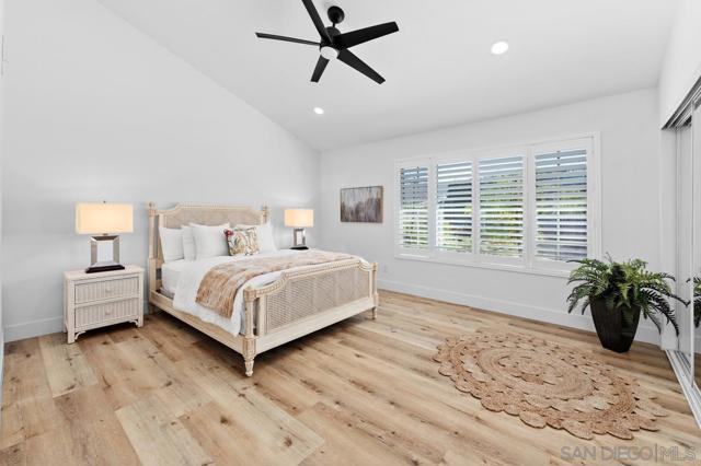 12687 Senda Acantilada, San Diego CA: https://media.crmls.org/mediaz/8f8374c4-2aed-4eb8-9335-e1f1412125fc.jpg