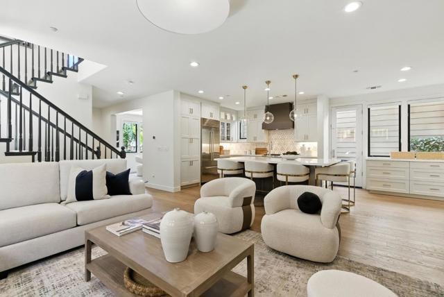 405 Spruce Lane, Palo Alto CA: https://media.crmls.org/mediaz/8f863154-01e5-4520-9173-835e3b285e33.jpg