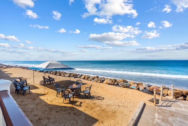 Detail Gallery Image 4 of 34 For 1601 S Pacific St 1b,  Oceanside,  CA 92054 - 3 Beds | 2/1 Baths