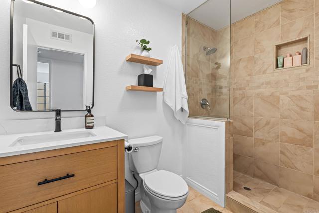 Detail Gallery Image 22 of 37 For 6727 Corintia St, Carlsbad,  CA 92009 - 3 Beds | 2 Baths