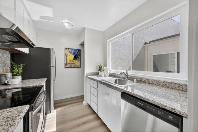 1919 Alameda De Las Pulgas, San Mateo CA: https://media.crmls.org/mediaz/8f879622-bda2-4b08-8b5f-0a5423cd382a.jpg