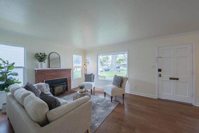 322 Chaparral Street, Salinas CA: https://media.crmls.org/mediaz/8f87a114-ada8-4890-9260-ce137ef7dd7a.jpg