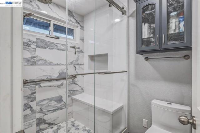 466 Crystalline Dr, Fremont CA: https://media.crmls.org/mediaz/8f880a22-5038-401e-ace8-9d2c70cb6bed.jpg