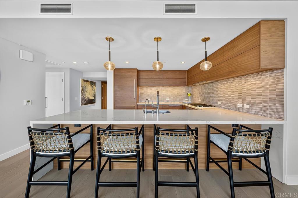 888 E Street - photo 9