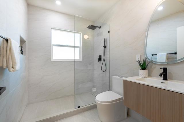 453 N Rengstorff Avenue, Mountain View CA: https://media.crmls.org/mediaz/8f89996c-b674-4a63-8ea0-df830225908c.jpg