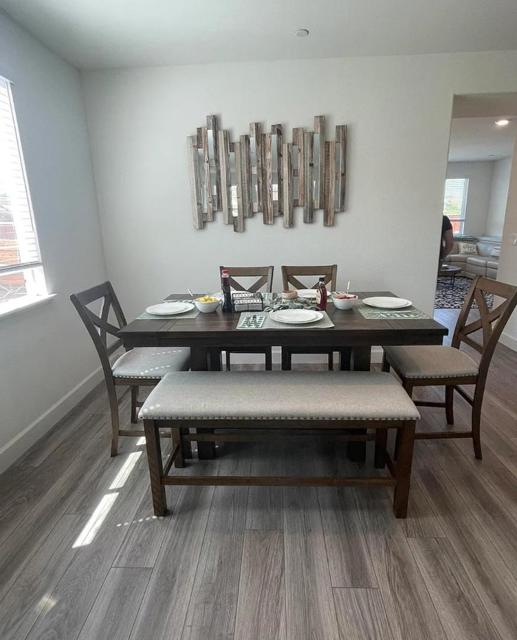 688 Sacramento Way, Hollister CA: https://media.crmls.org/mediaz/8f8a3c68-037e-4eea-b147-0ca445bfc0ba.jpg