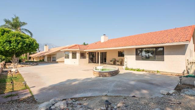 8796 Clubhouse Boulevard, Desert Hot Springs CA: https://media.crmls.org/mediaz/8f8cf57e-f85f-4b81-b916-f32bbc439b3d.jpg